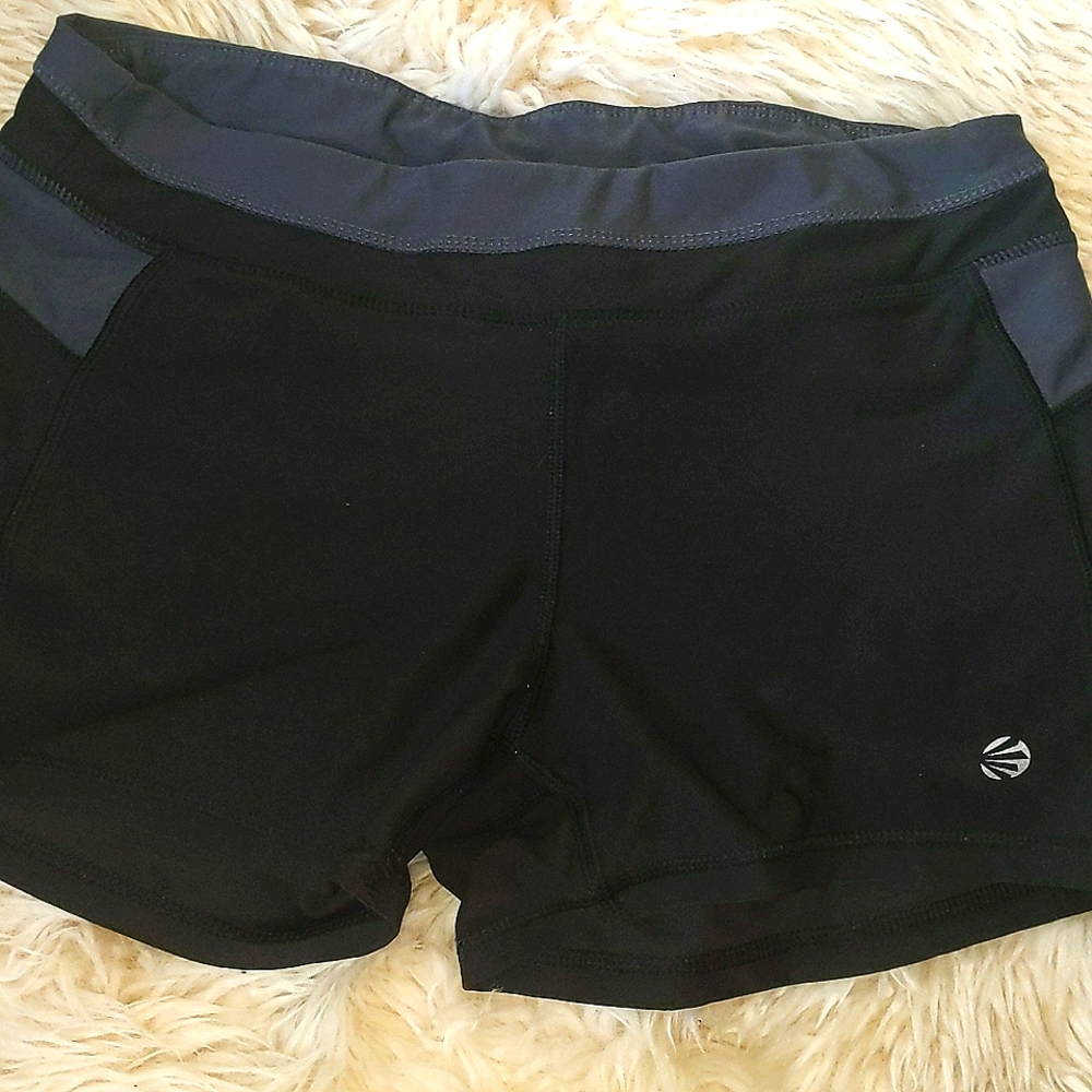 Athletic shorts